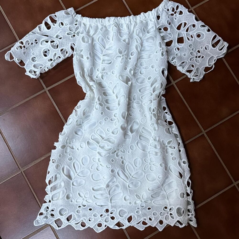 Pretty Garden Women's White Dress